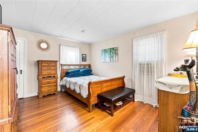 253 Birchwood Road, New Milford, NJ 07646