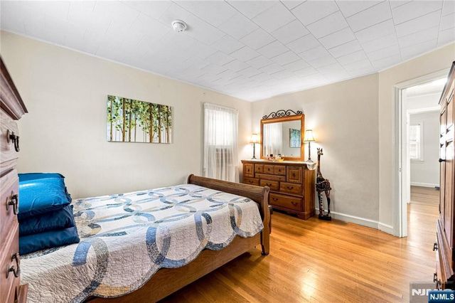 253 Birchwood Road, New Milford, NJ 07646