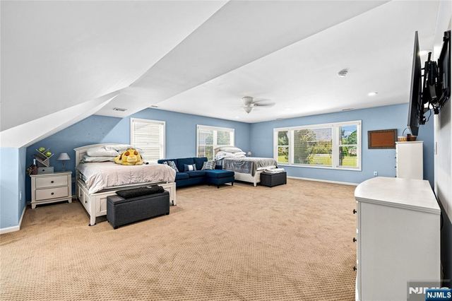 253 Birchwood Road, New Milford, NJ 07646