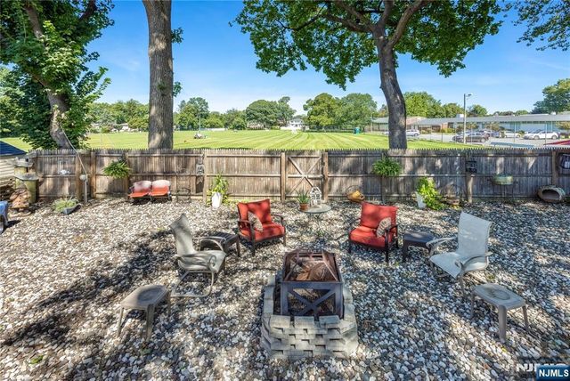 253 Birchwood Road, New Milford, NJ 07646