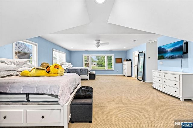 253 Birchwood Road, New Milford, NJ 07646