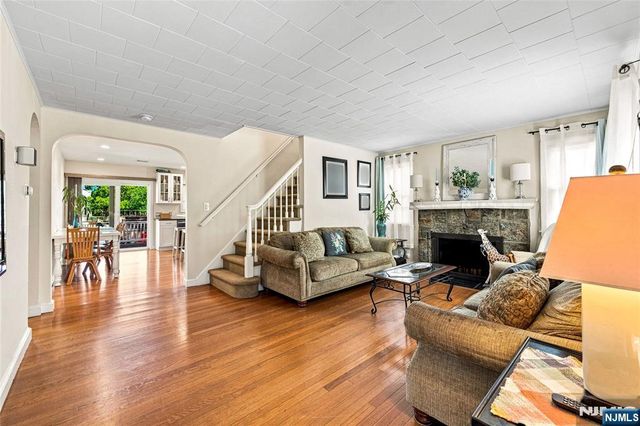 253 Birchwood Road, New Milford, NJ 07646
