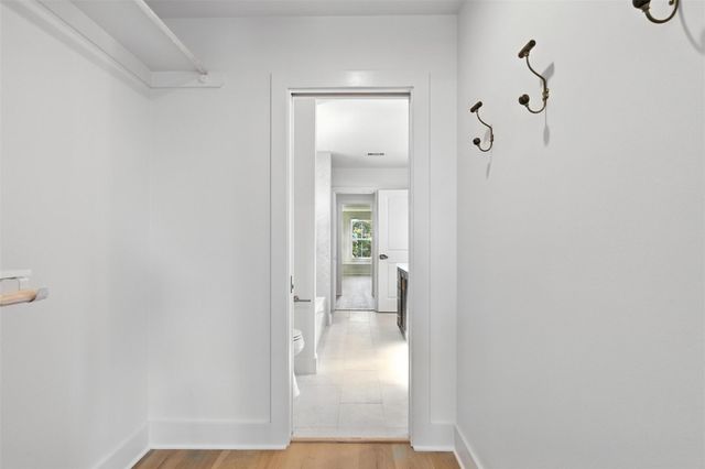 711 Ball Street, Galveston, TX 77550