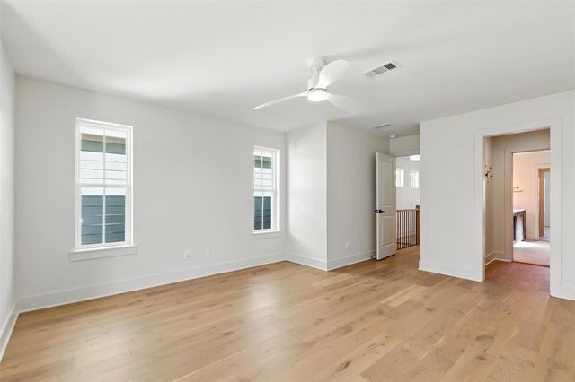 711 Ball Street, Galveston, TX 77550