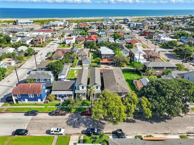 711 Ball Street, Galveston, TX 77550