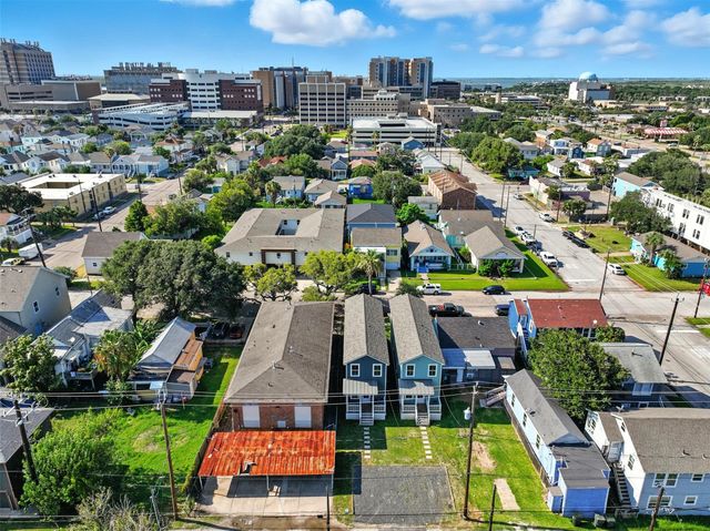 711 Ball Street, Galveston, TX 77550