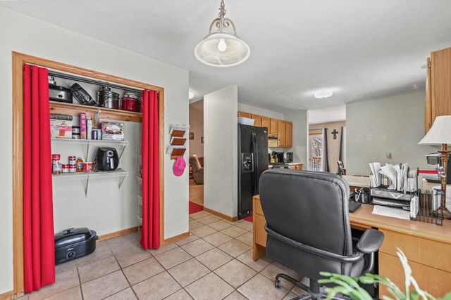 116 Liverpool Drive SE, Poplar Grove, IL 61065