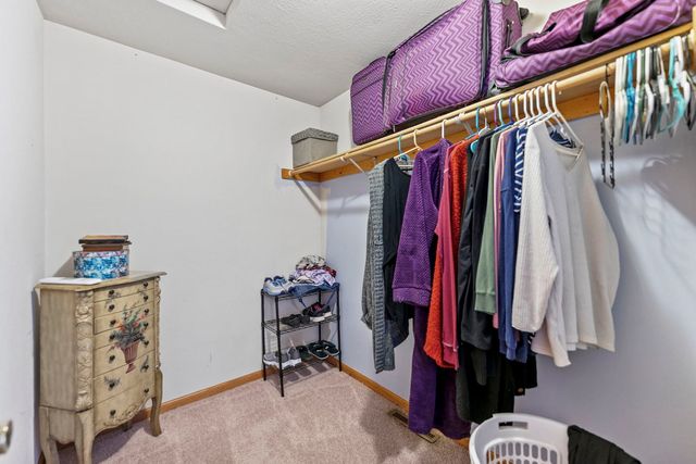 116 Liverpool Drive SE, Poplar Grove, IL 61065