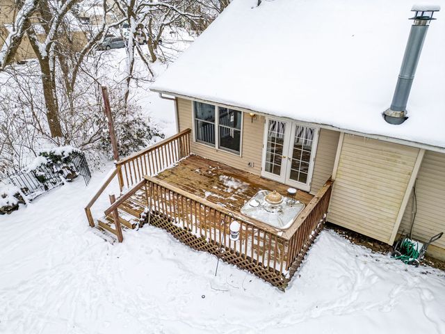 116 Liverpool Drive SE, Poplar Grove, IL 61065