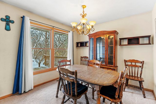 116 Liverpool Drive SE, Poplar Grove, IL 61065