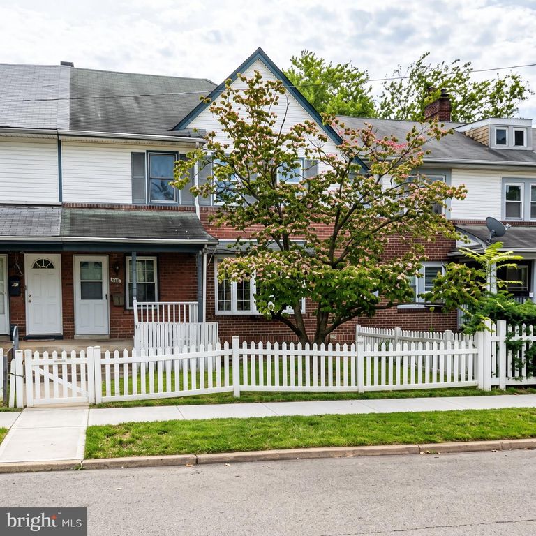 1926 TRENTON AVE, Bristol, PA 19007 — exterior