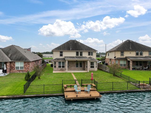 3719 Lake Bend Shore Drive, Spring, TX 77386