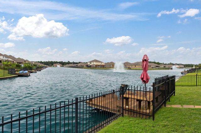 3719 Lake Bend Shore Drive, Spring, TX 77386