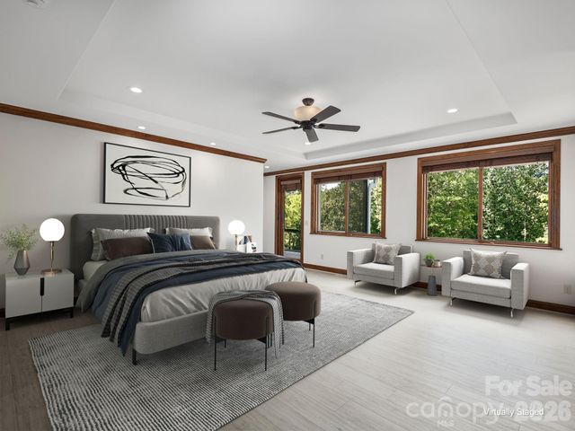 248 Wisdom Cove Road, Flat Rock, NC 28731