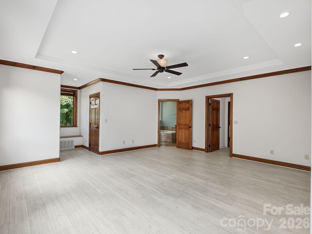 248 Wisdom Cove Road, Flat Rock, NC 28731