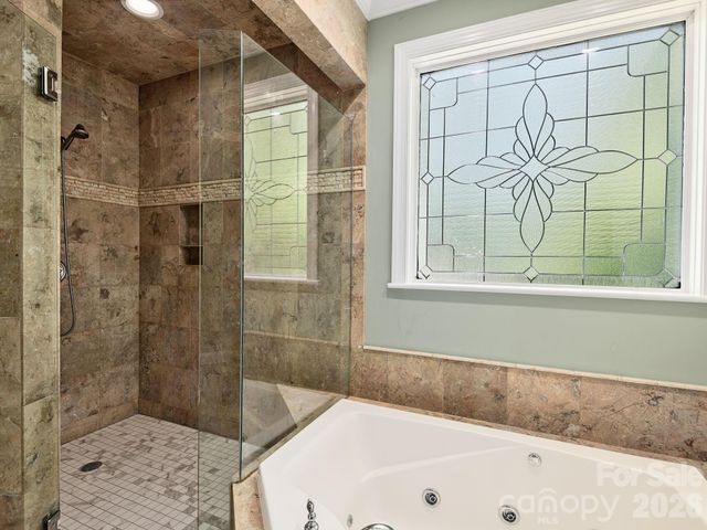 248 Wisdom Cove Road, Flat Rock, NC 28731