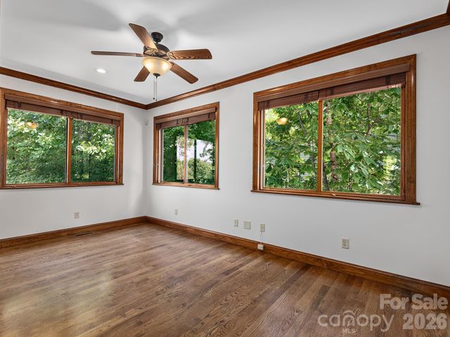 248 Wisdom Cove Road, Flat Rock, NC 28731