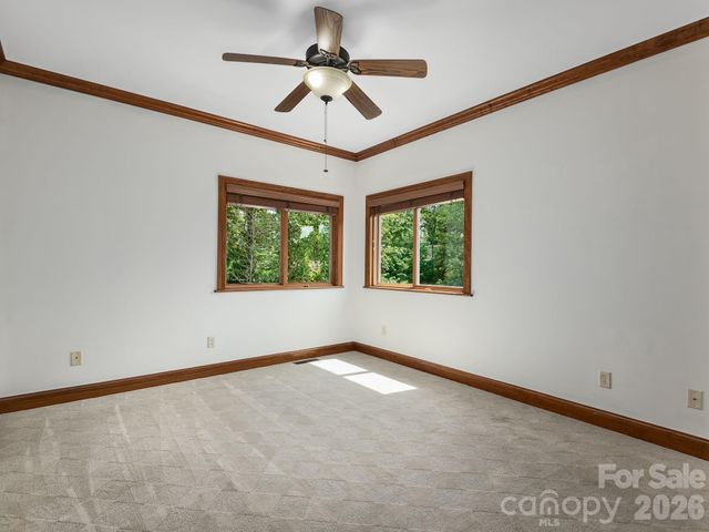 248 Wisdom Cove Road, Flat Rock, NC 28731