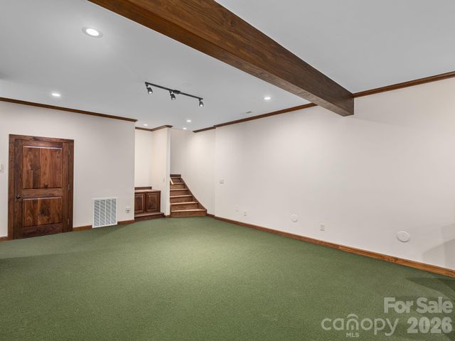 248 Wisdom Cove Road, Flat Rock, NC 28731