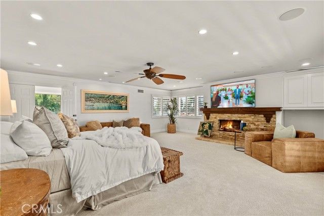 19151 Fowler, Santa Ana, CA 92705