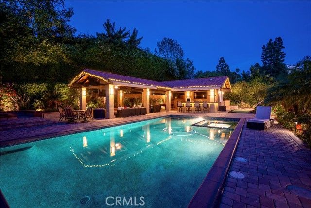 19151 Fowler, Santa Ana, CA 92705