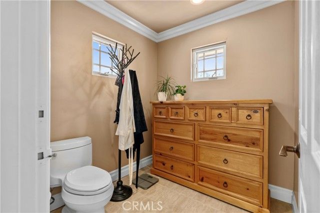 19151 Fowler, Santa Ana, CA 92705