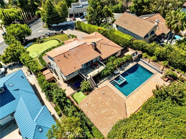 19151 Fowler, Santa Ana, CA 92705