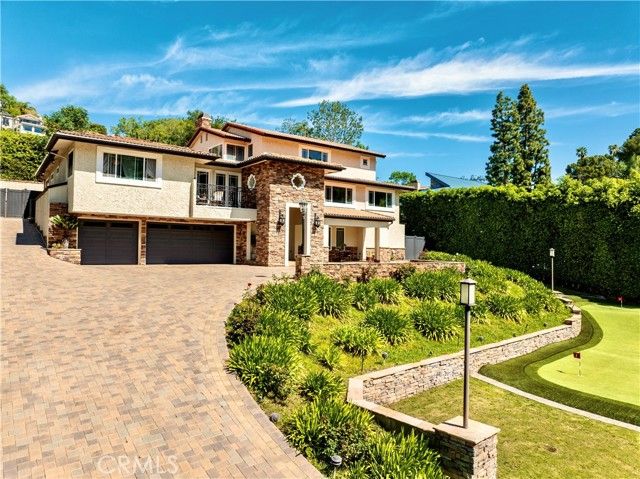 19151 Fowler, Santa Ana, CA 92705