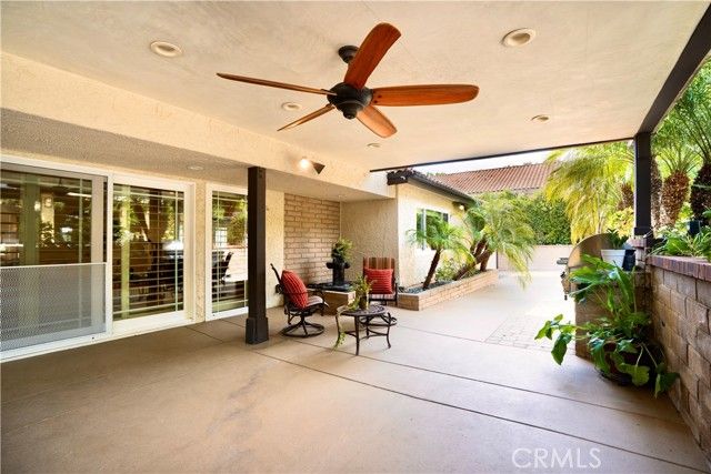 19151 Fowler, Santa Ana, CA 92705