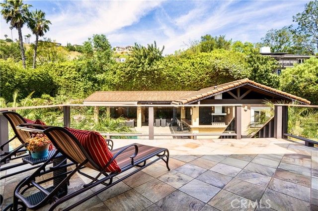 19151 Fowler, Santa Ana, CA 92705