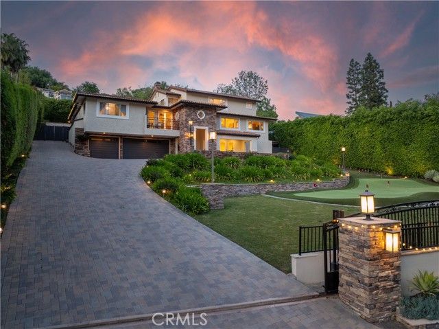 19151 Fowler, Santa Ana, CA 92705