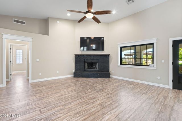 23828 N 97TH Avenue, Peoria, AZ 85383