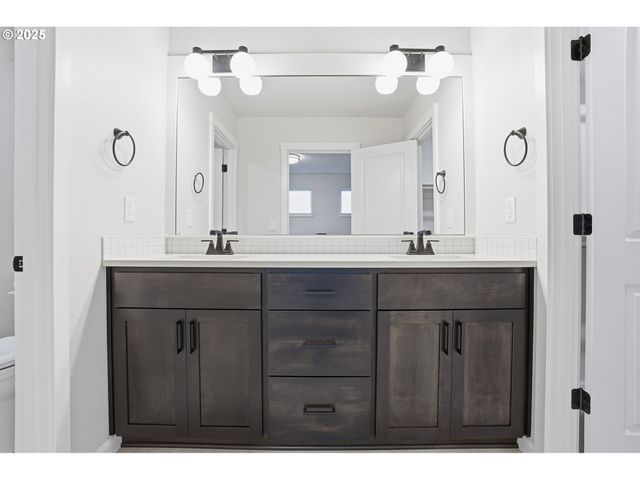 4690 Se 2nd St, Gresham, OR 97080