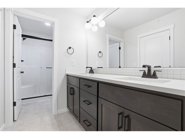 4690 Se 2nd St, Gresham, OR 97080