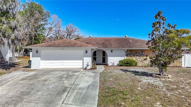 11020 PEPPERTREE LANE, Port Richey, FL 34668