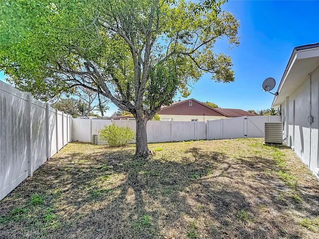 11020 PEPPERTREE LANE, Port Richey, FL 34668