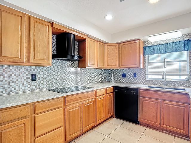 11020 PEPPERTREE LANE, Port Richey, FL 34668