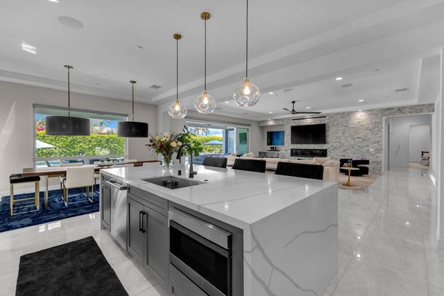 81910 Mountain Spur Drive, La Quinta, CA 92253