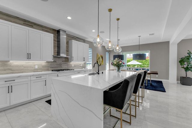 81910 Mountain Spur Drive, La Quinta, CA 92253