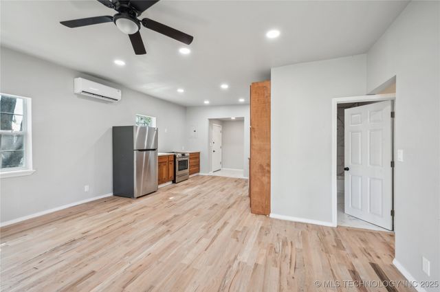 1109 E Holden Street, Muskogee, OK 74403