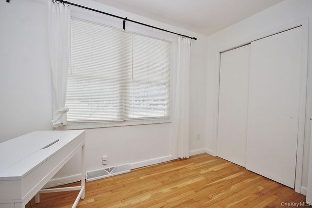 52 Scotchtown Drive, Middletown, NY 10941