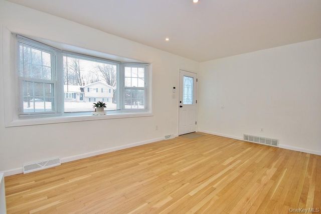 52 Scotchtown Drive, Middletown, NY 10941