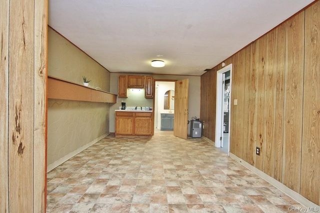 52 Scotchtown Drive, Middletown, NY 10941