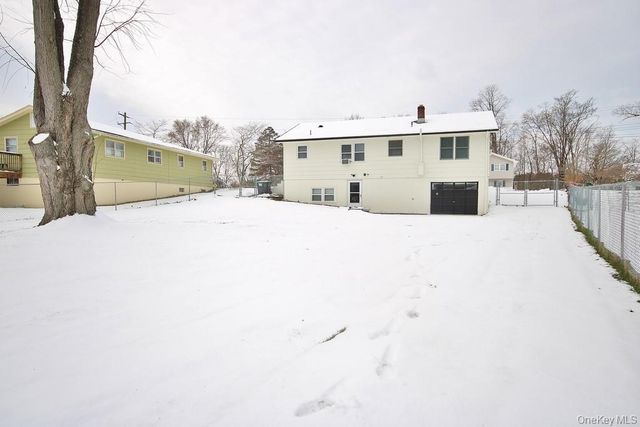 52 Scotchtown Drive, Middletown, NY 10941