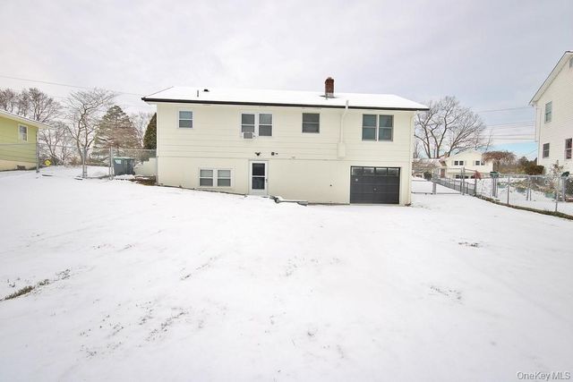 52 Scotchtown Drive, Middletown, NY 10941