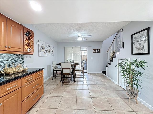 1782 W 42nd St 1782, Hialeah, FL 33012