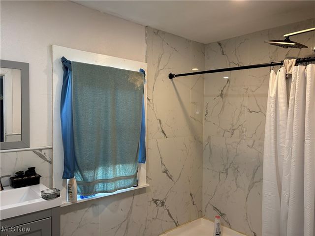 4099 E 56th Street, Cleveland, OH 44105