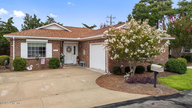 112 Bay Club Circle, Morehead City, NC 28557