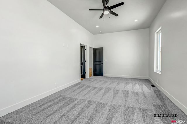 9011 Castle Pine Drive, Lincoln, NE 68516