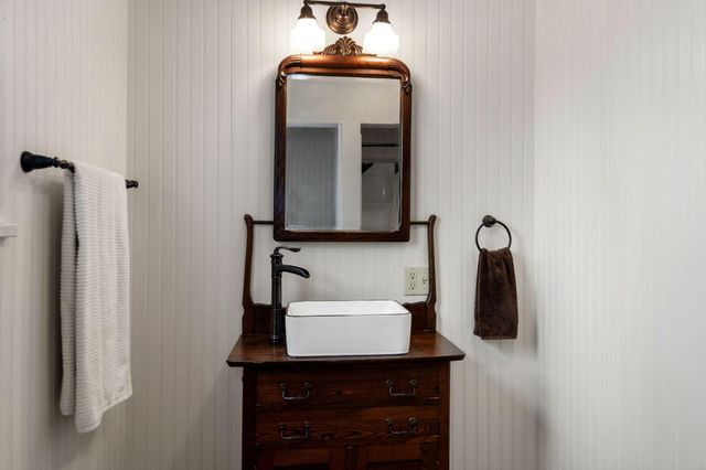 496 SE 2nd Street, Prineville, OR 97754